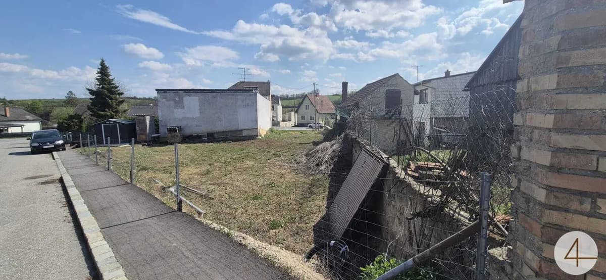 Baugrundstück mit Tierhaltung erlaubt in Ebenthal !