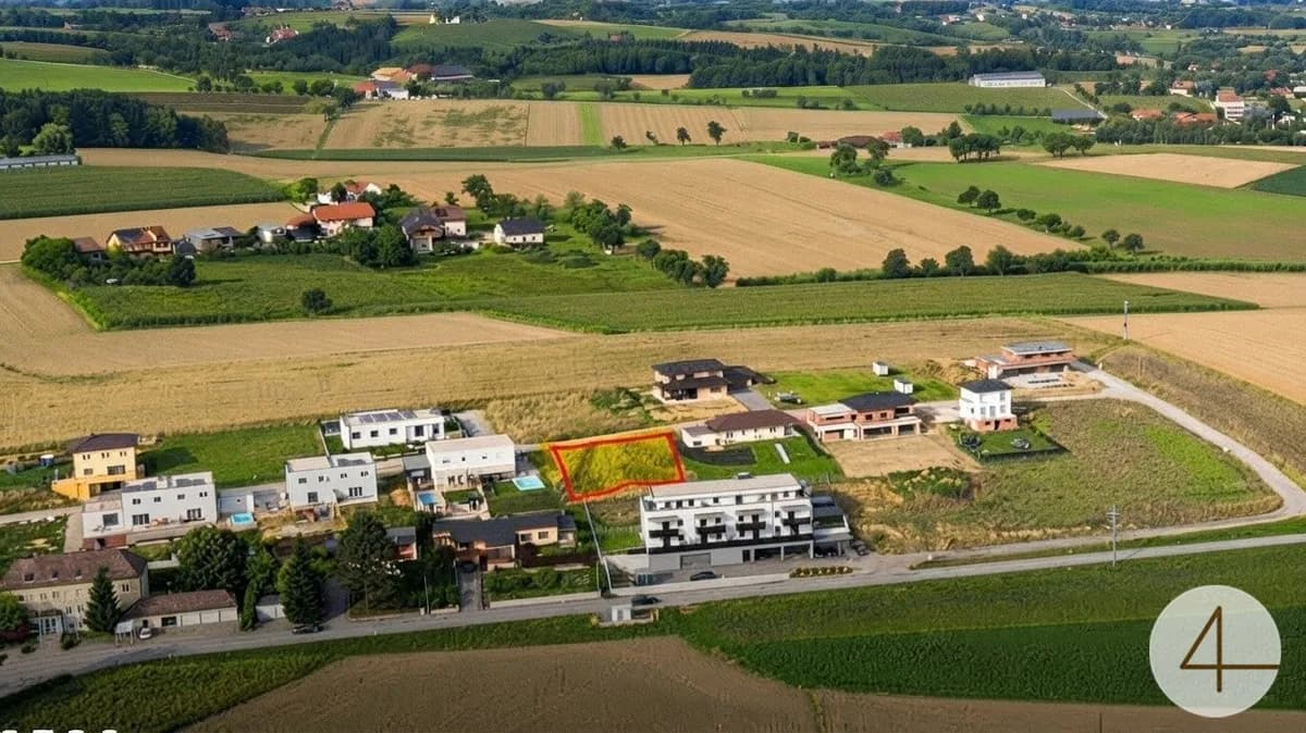 Schönes großes Baugrundstück in Pollham