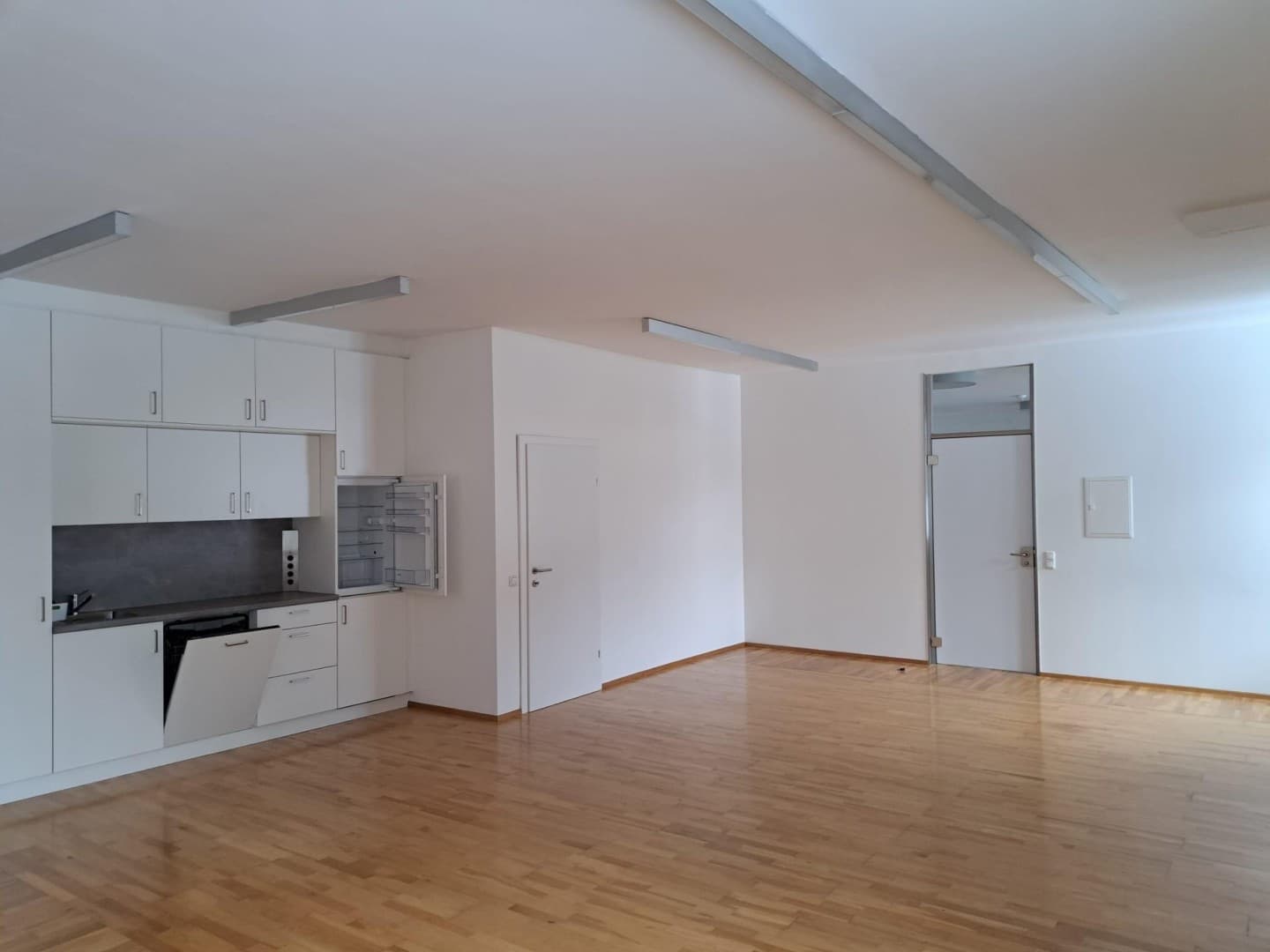 Freie Flächen in der Lederfabrik Linz ab 38 m2 bis 254 m2 Toplage ,viele Parkplätze,, Praxis, - Bild 1