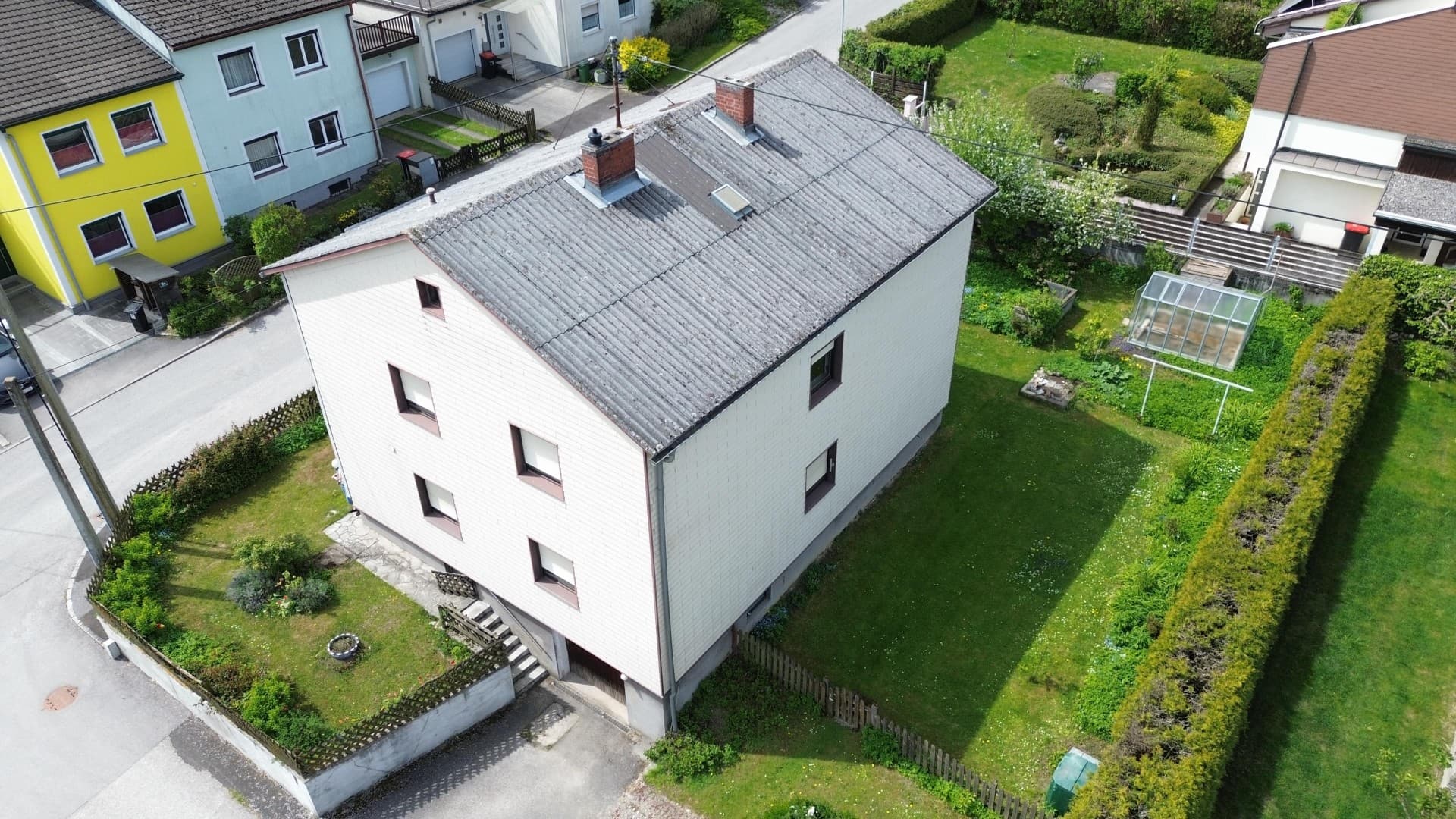 Grosses Haus mit großem Garten & Panoramablick in ruhiger Siedlungslage NEUER PREIS - SOFORT VERFÜGBAR - Bild 1