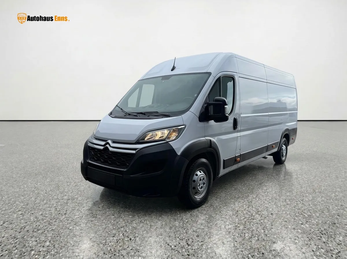 Citroën Navigationssystem / Parksensoren / Tempomat