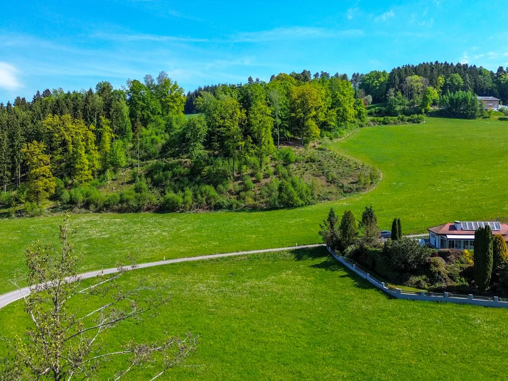 718 m² -Traumhaftes Grundstück in absoluter Ruhelage mit Südausrichtung & Blick auf die Kleine Rodl!