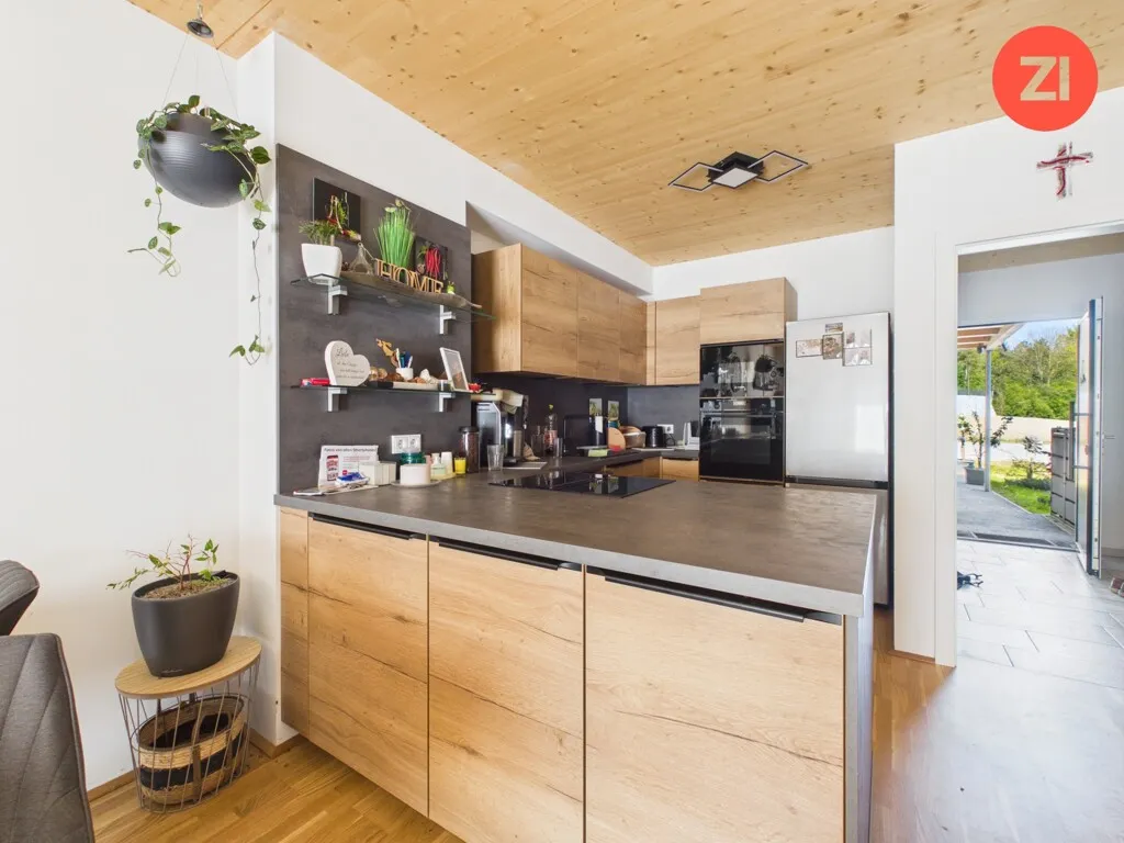 *AUGARTEN* Carport - Reihenhaus mit 4- Zimmer Terrasse und Garten - Holzriegelbauweise