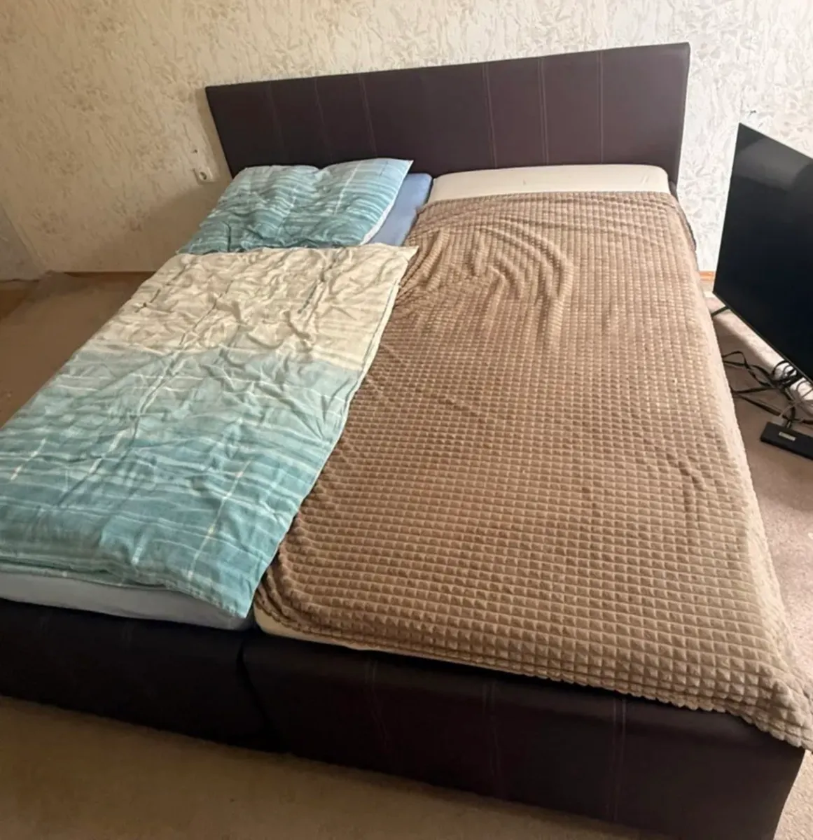 Doppelbett 180x200 cm inkl. Lattenrost & Matratze / Bett / Doppelbett / Schlafzimmerbett/ Polsterbett
