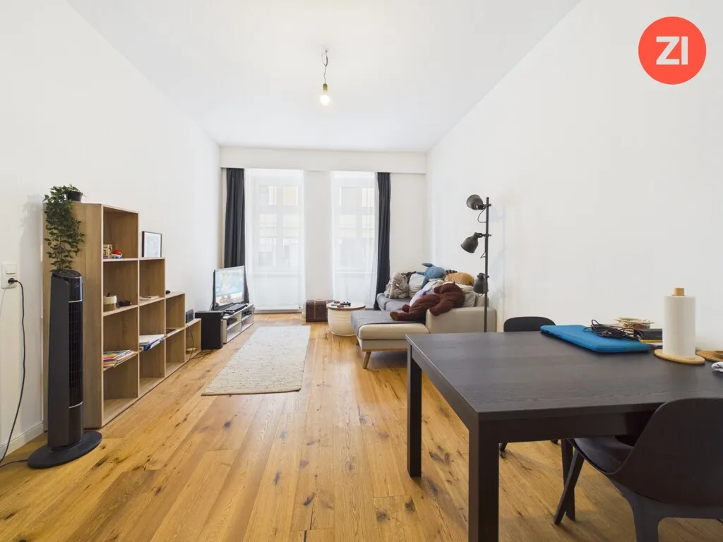 Linz Innenstadt: Charmante 3 Zimmer Altbauwohnung mit Einbauküche