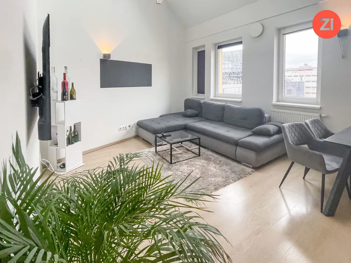 Schöne 3-Zimmer Wohnung in der Harrachstraße mit Einbauküche