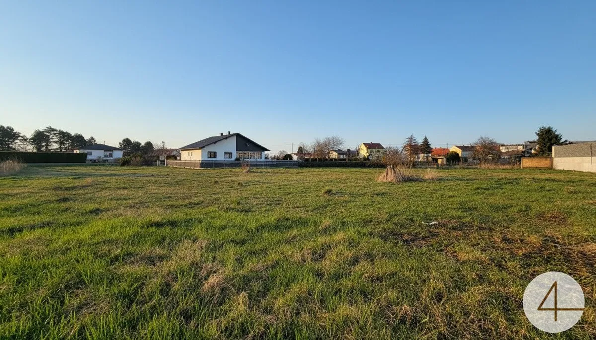 Sonniges Baugrundstück in Schönkirchen-Reyersdorf