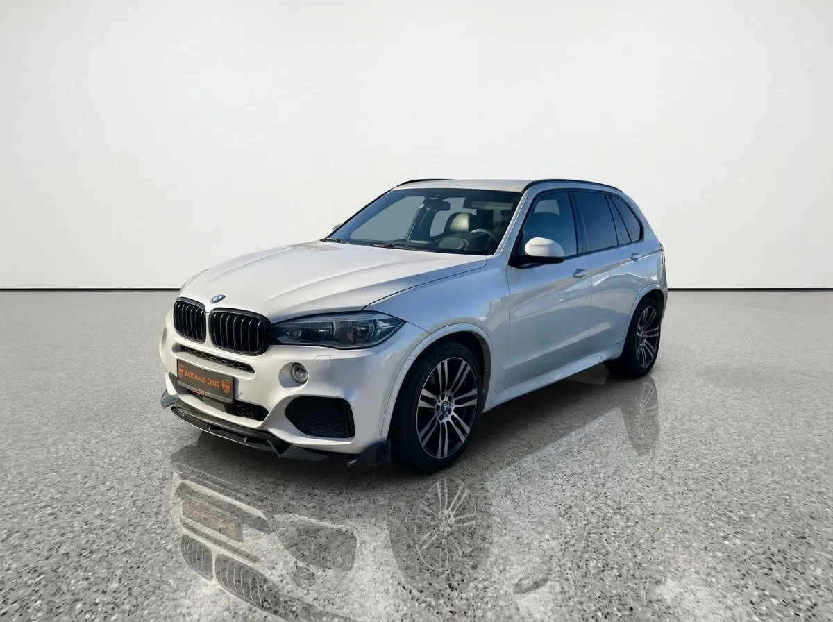 BMW Leder / Automatik / Navigation / 313 PS