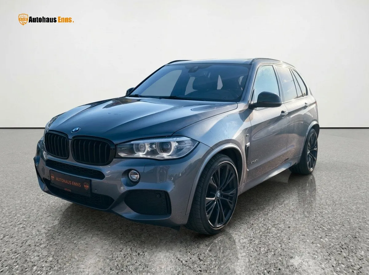 BMW X5 xDrive30d F15 N57 Automatik / Navigation / Panoramadach / Elektr. Sitze / Sitzheizung Automatik / Navigation / Panoramadach / Elektr. Sitze / Sitzheizung